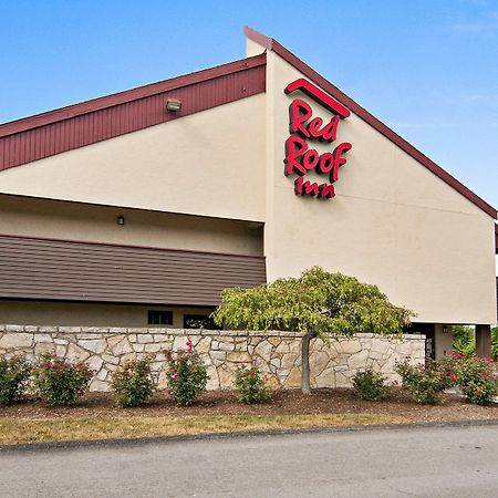 Red Roof Inn פיירמונט מראה חיצוני תמונה